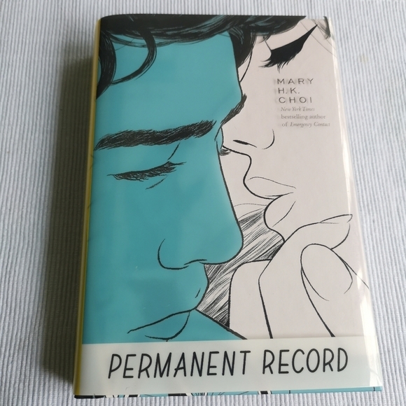 💙3/$25💙‎ Permanent  Record by Mary H.K Choi Hardcover Novel - Picture 1 of 3